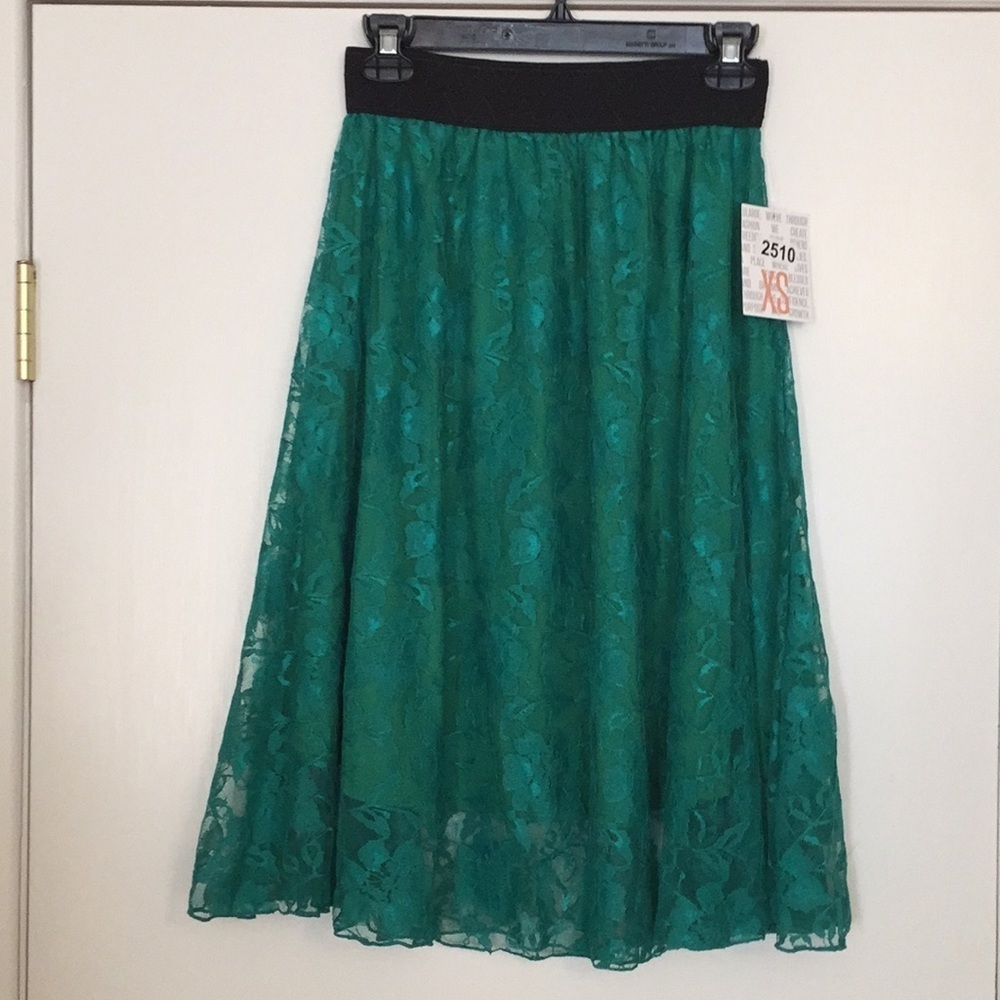 XS LuLaRoe Lola Skirt A05 1733